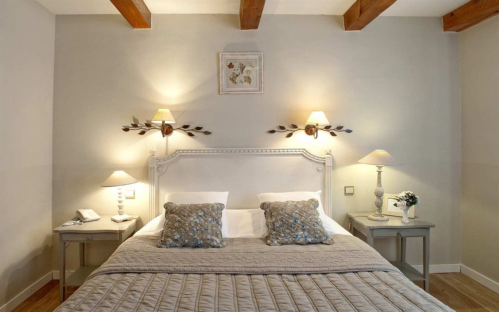 Hôtel Le Pré Saint Michel Manosque Esterno foto