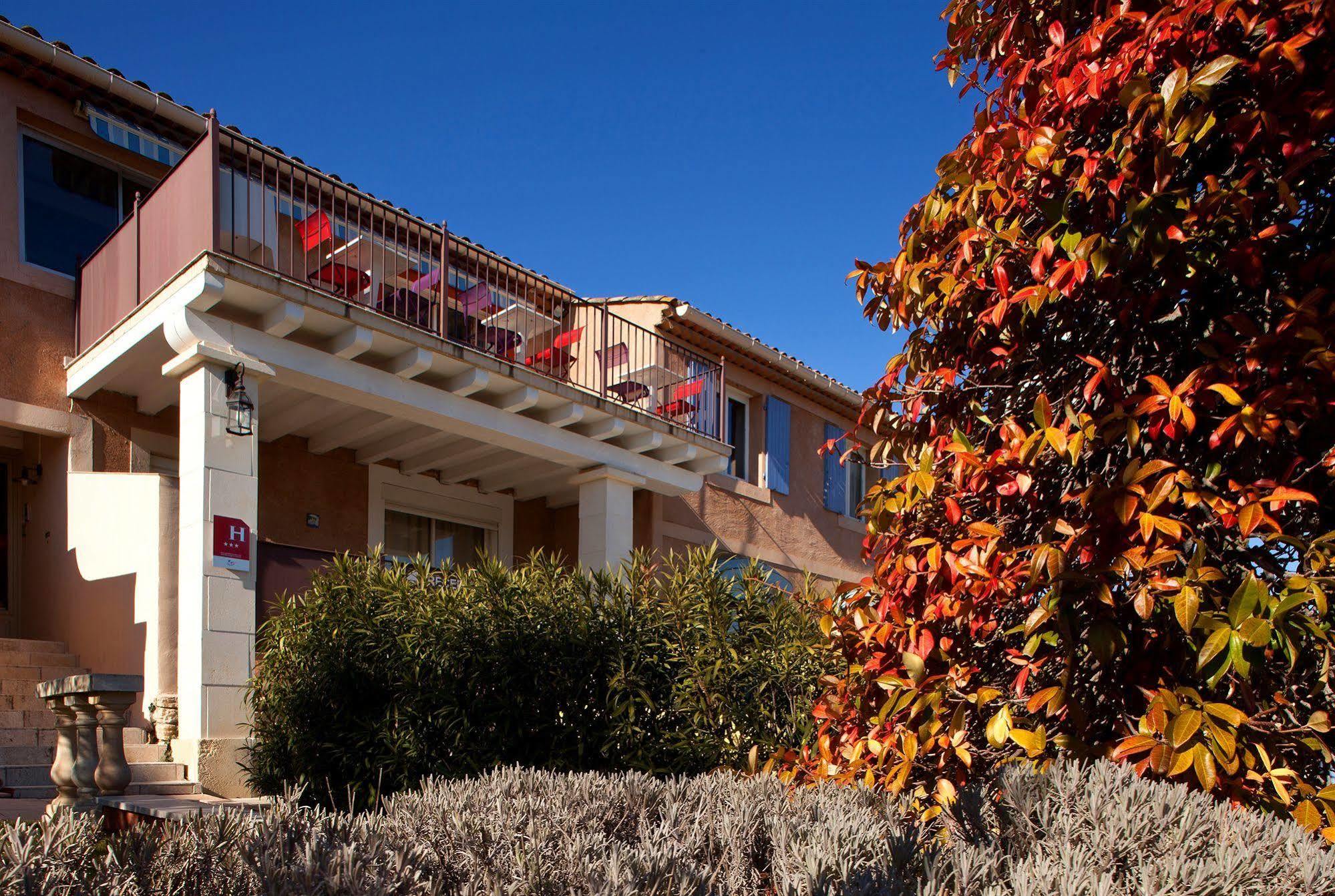 Hôtel Le Pré Saint Michel Manosque Esterno foto